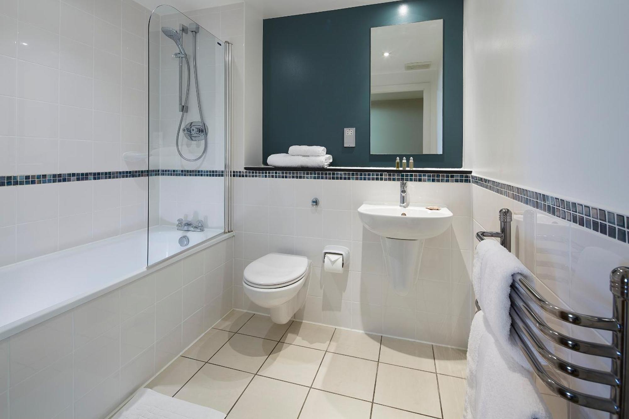 Marlin Bridge - Empire Square Apart-hotel