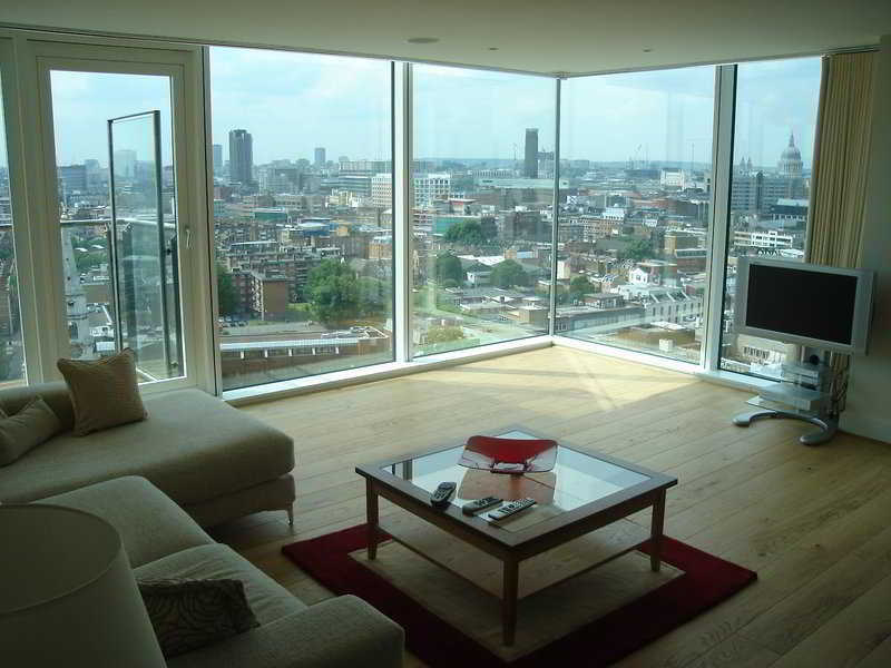 Apart-hotel Marlin Bridge - Empire Square
