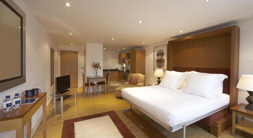 Marlin Bridge - Empire Square Apart-hotel