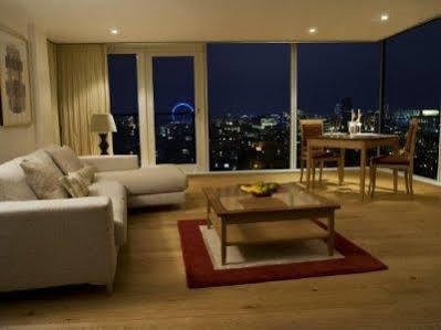 Apart-hotel Marlin Bridge - Empire Square